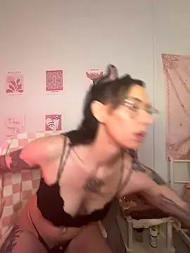 averietheangel online show from 10/10/25, 09:47