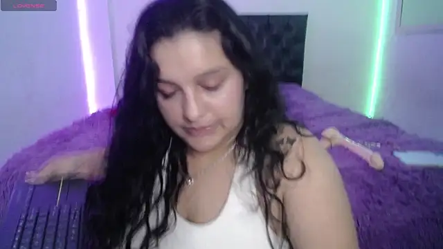 Laurenkenner  online show from 04/30/26, 08:57