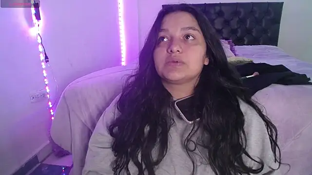 Laurenkenner  online show from 05/14/26, 07:09