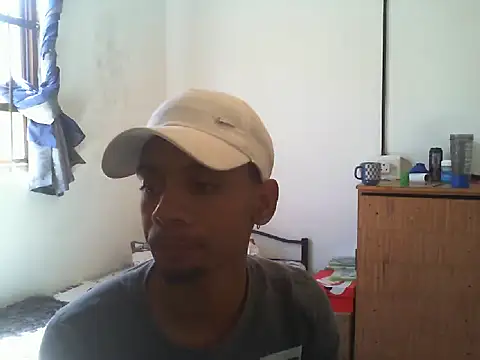29YOURZ 28  online show from 02/14/25, 01:08