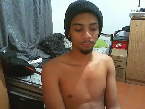 Snapshot of 29YOURZ_28_ chatting on 10/03/25, 08:28 29YOURZ 28  online show from 10/03/25, 08:28