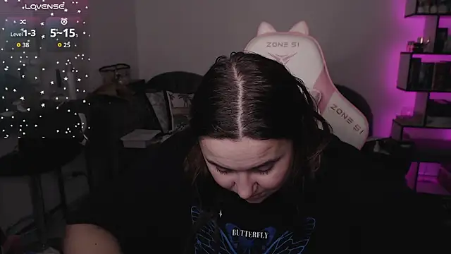 Snapshot of SexyWitch_666 chatting on 10/08/25, 08:01 SexyWitch 666 online show from 10/08/25, 08:01