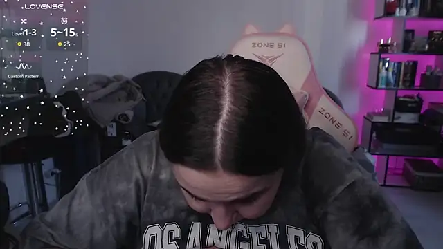 Snapshot of SexyWitch_666 chatting on 11/15/25, 09:28 SexyWitch 666 online show from 11/15/25, 09:28