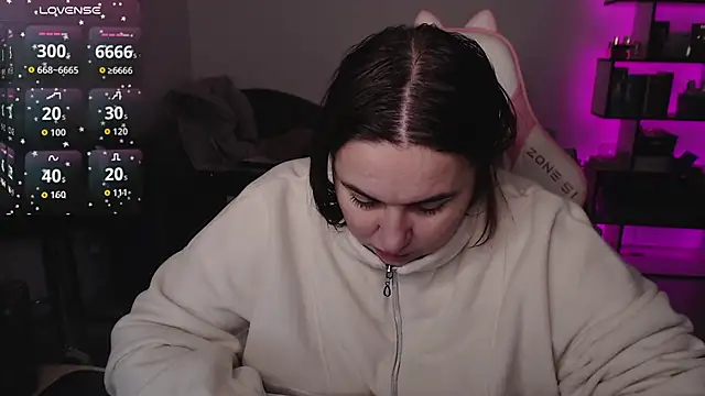 Snapshot of SexyWitch_666 chatting on 11/18/25, 07:02 SexyWitch 666 online show from 11/18/25, 07:02