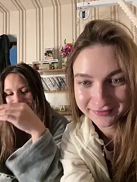 sweety secret  online show from 10/28/25, 12:52