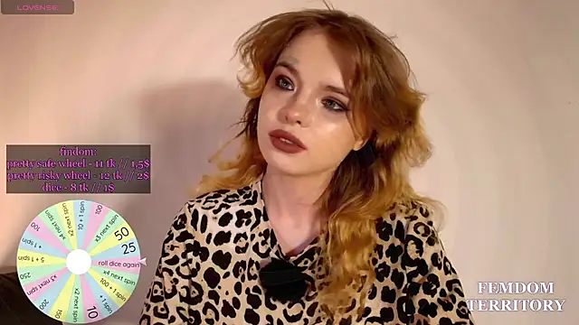 Snapshot of MisssLola chatting on 06/27/26, 04:12 MisssLola online show from 06/27/26, 04:12