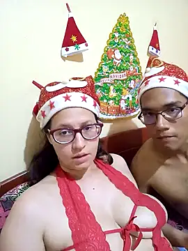 Snapshot of couple_orgasm chatting on 12/19/24, 09:49 couple orgasm online show from 12/19/24, 09:49