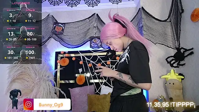 Snapshot of Bunny_O chatting on 10/28/25, 08:22 Bunny O online show from 10/28/25, 08:22