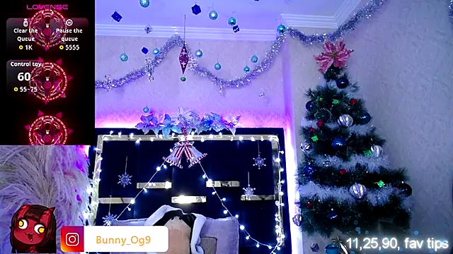 Snapshot of Bunny_O chatting on 11/26/25, 10:11 Bunny O online show from 11/26/25, 10:11