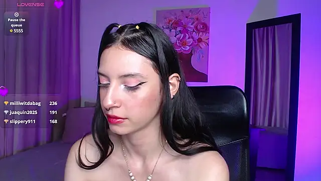 LiaWhite x online show from 01/17/25, 03:43