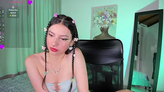 LiaWhite x online show from 02/01/25, 11:32