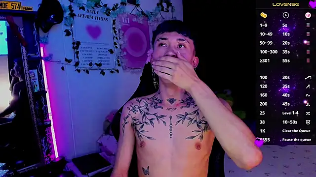 juniior 2311  online show from 09/10/25, 04:12