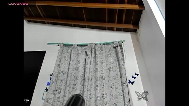 Laila Laly online show from 06/18/26, 05:17