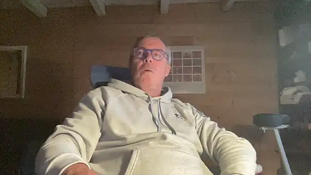 lelohop online show from 10/20/25, 08:15