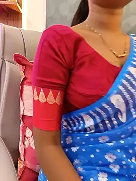 yhona darling online show from 05/20/26, 11:49