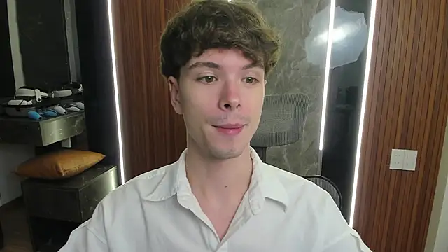 calvin love you online show from 07/11/26, 03:04