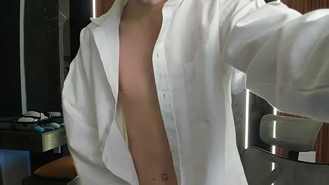 calvin love you online show from 07/26/26, 09:38