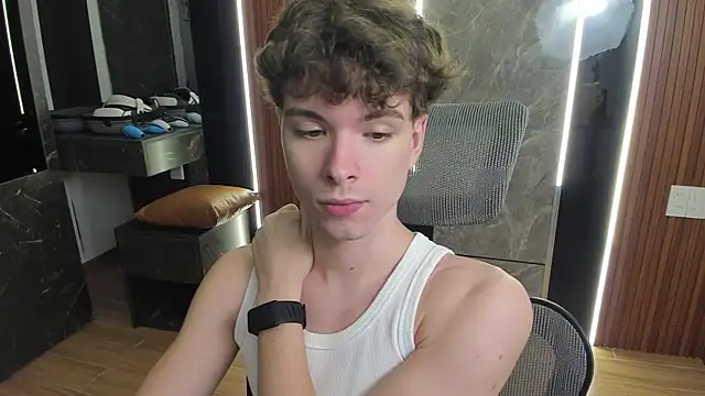 calvin love you online show from 07/28/26, 03:21