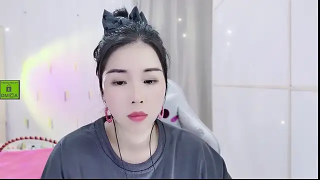 HK angelchloe online show from 10/25/25, 12:51