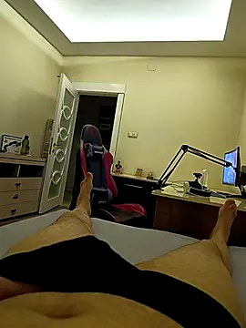 Snapshot of 31cektirenbatuu chatting on 10/27/25, 08:57 31cektirenbatuu online show from 10/27/25, 08:57