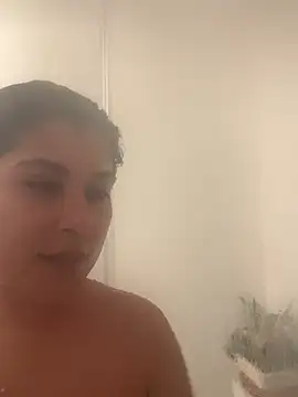 bellababbiii online show from 12/22/24, 12:39