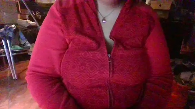 Snapshot of maria38xxx chatting on 10/01/25, 06:36 maria38xxx online show from 10/01/25, 06:36