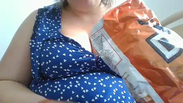 Snapshot of maria38xxx chatting on 10/07/25, 04:59 maria38xxx online show from 10/07/25, 04:59