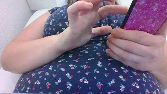 Snapshot of maria38xxx chatting on 10/09/25, 05:33 maria38xxx online show from 10/09/25, 05:33