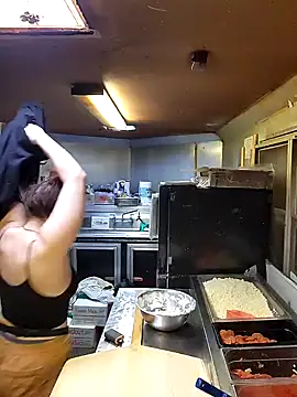 Snapshot of lavenderdelights chatting on 01/22/25, 08:17 lavenderdelights online show from 01/22/25, 08:17