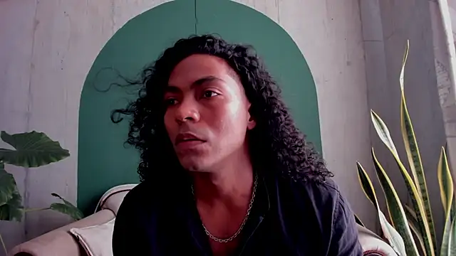 Snapshot of noah_jones__ chatting on 11/20/25, 06:29 noah jones online show from 11/20/25, 06:29