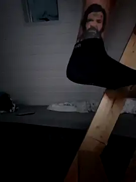 Snapshot of German-Boy94@xh chatting on 11/21/25, 02:10 German-Boy94xh online show from 11/21/25, 02:10