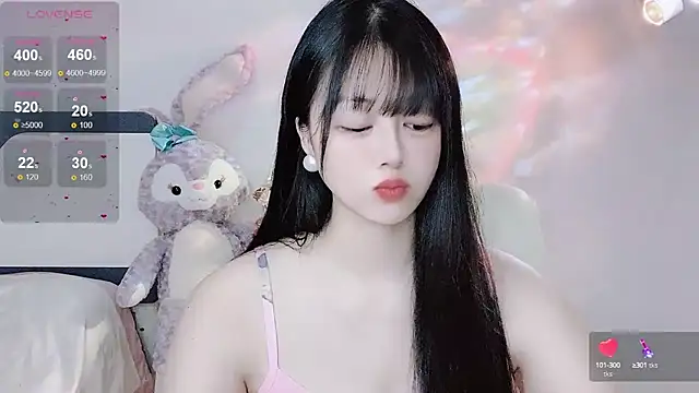 Snapshot of Lydia_170 chatting on 01/04/25, 10:45 Lydia 170 online show from 01/04/25, 10:45