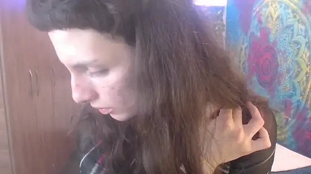 Snapshot of BurningVenus12 chatting on 10/25/25, 06:46 BurningVenus12 online show from 10/25/25, 06:46