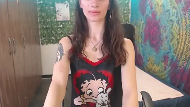 Snapshot of BurningVenus12 chatting on 11/01/25, 04:14 BurningVenus12 online show from 11/01/25, 04:14