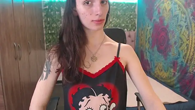 Snapshot of BurningVenus12 chatting on 11/02/25, 08:17 BurningVenus12 online show from 11/02/25, 08:17