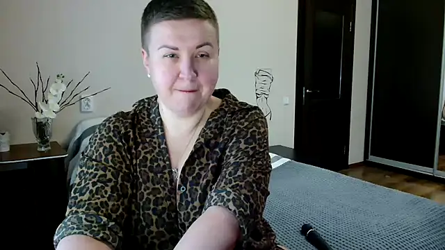 Annet1912 online show from 09/29/25, 08:19