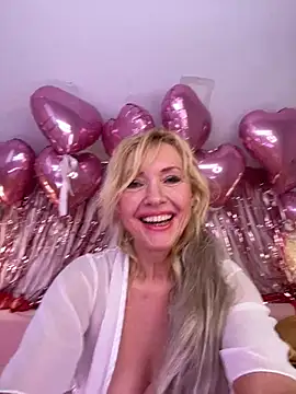 KelliRaid online show from 02/12/25, 08:16