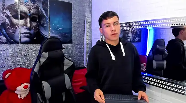 Snapshot of salvadorgomezx chatting on 12/28/24, 11:41 salvadorgomezx online show from 12/28/24, 11:41