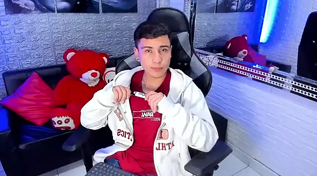 Snapshot of salvadorgomezx chatting on 01/14/25, 01:47 salvadorgomezx online show from 01/14/25, 01:47