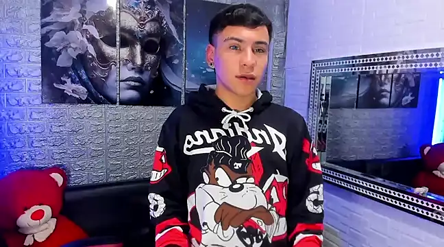 Snapshot of salvadorgomezx chatting on 02/07/25, 09:37 salvadorgomezx online show from 02/07/25, 09:37