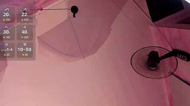 millieskinny  online show from 02/13/25, 12:35