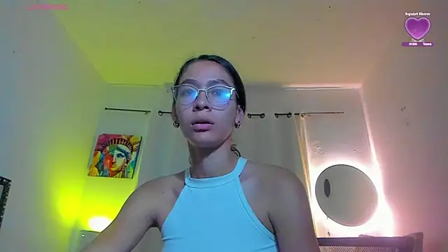 Snapshot of Sophie_sweett19 chatting on 04/10/26, 01:55 Sophie sweett19 online show from 04/10/26, 01:55