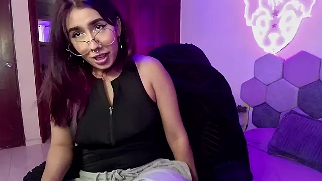 Horny tgn online show from 03/18/25, 05:42