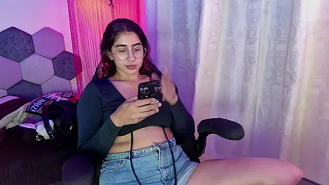 Horny tgn online show from 05/29/26, 06:17