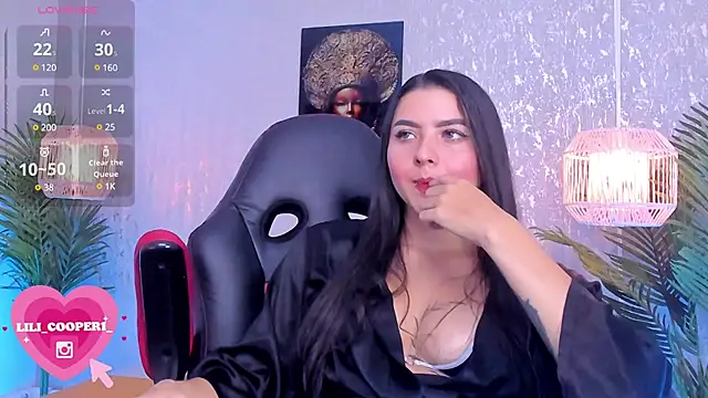 lilicooper  online show from 12/10/24, 07:32