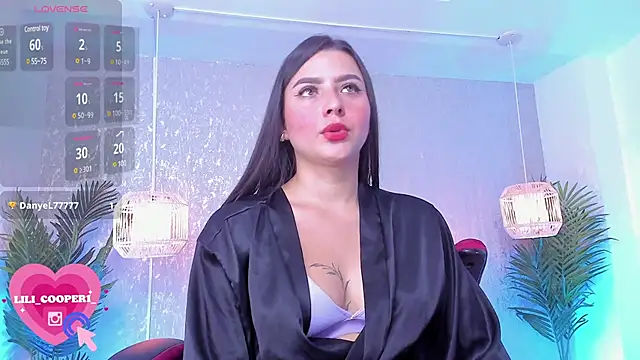 lilicooper  online show from 01/08/25, 08:07