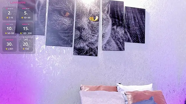 lilicooper  online show from 10/25/25, 08:14