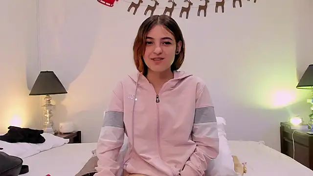sofiarouge online show from 12/19/24, 07:29