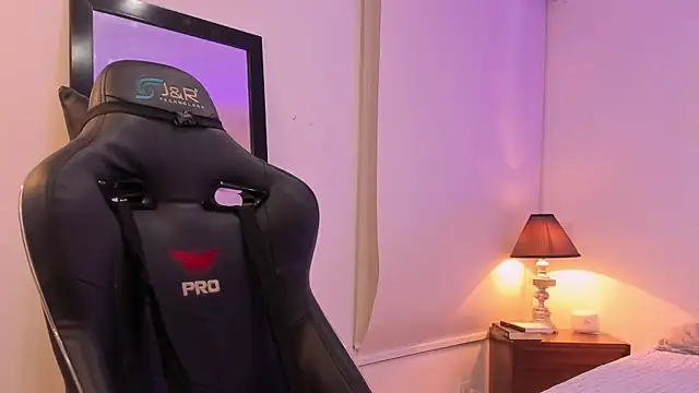 Snapshot of sofiarouge chatting on 11/14/25, 07:34 sofiarouge online show from 11/14/25, 07:34