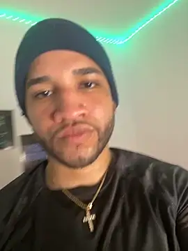 Snapshot of Hyuujhy chatting on 11/09/25, 02:04 Hyuujhy online show from 11/09/25, 02:04